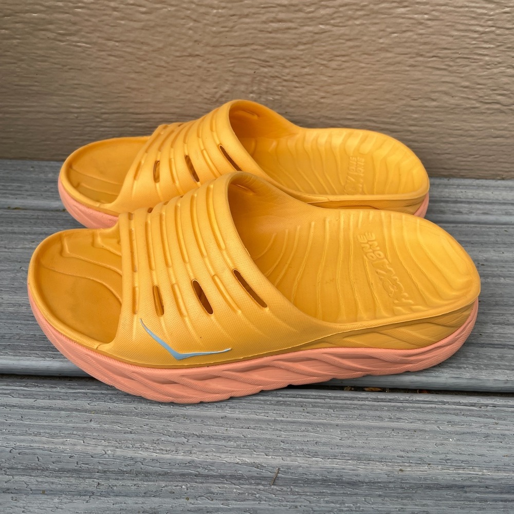 Hoka One One Ora Recovery Slides Women's Size 6 Yellow Peach Cushioned Sandal